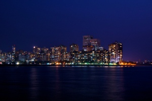 Mumbai_night_water